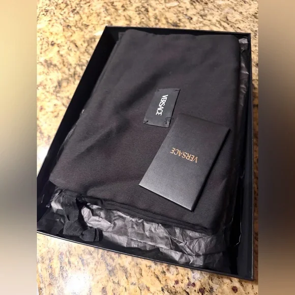 Versace Women's Nude Slingback Heels - Picture 8 of 10